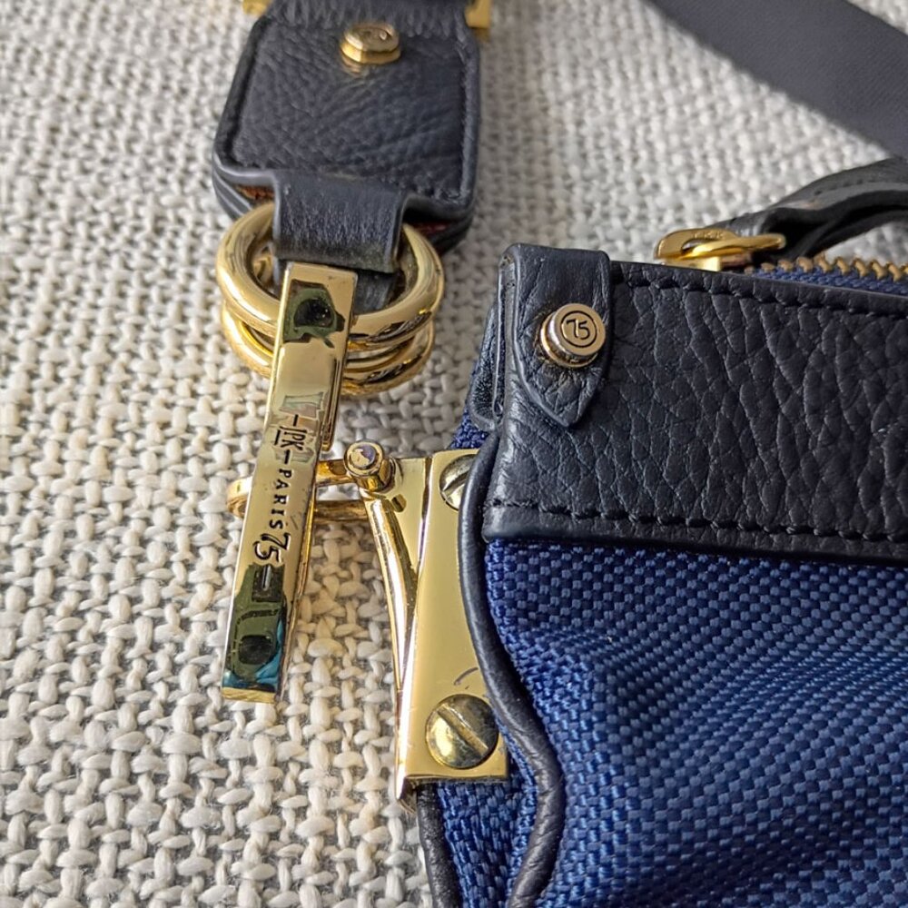 JPK Paris 75 Navy Blue Crossbody Bag with Gold Hardware Pockets & Floral Lining - Picture 6 of 9